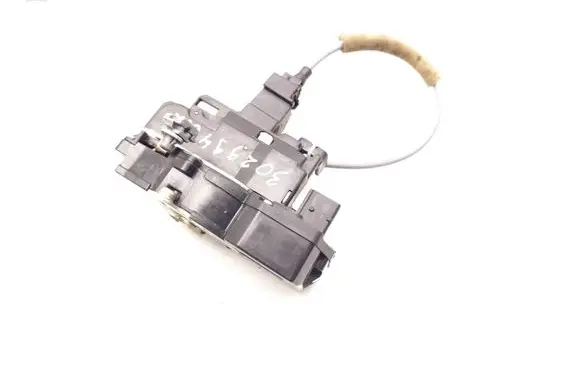 Opel Antara Rear door lock
