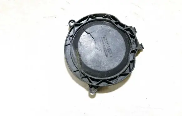 Headlight/headlamp dust cover