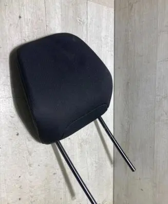 Renault Clio V Front seat headrest 