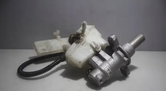 Citroen C4 Grand Picasso Master brake cylinder 