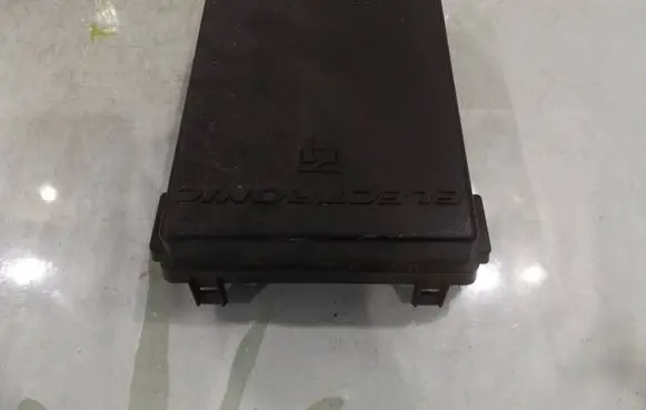 Fuse box set
