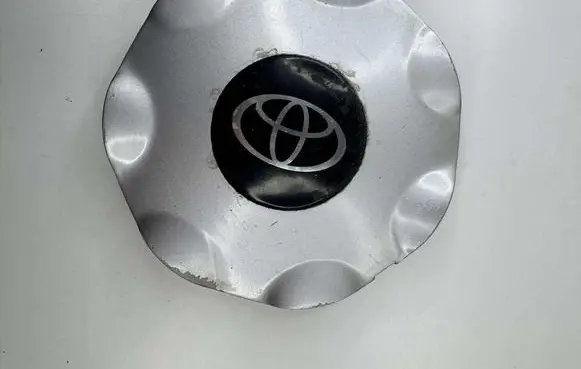 Toyota Yaris Original wheel cap 601149K