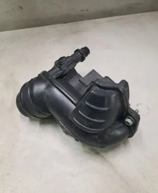 Volkswagen Golf VIII Intake resonator 05C129654C