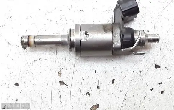 Mazda 3 II Fuel injector pear13250