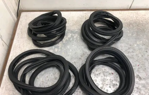 Volkswagen Golf VII Front door rubber seal 5G4867911BBILI 5G4867912B 5G6867913B
