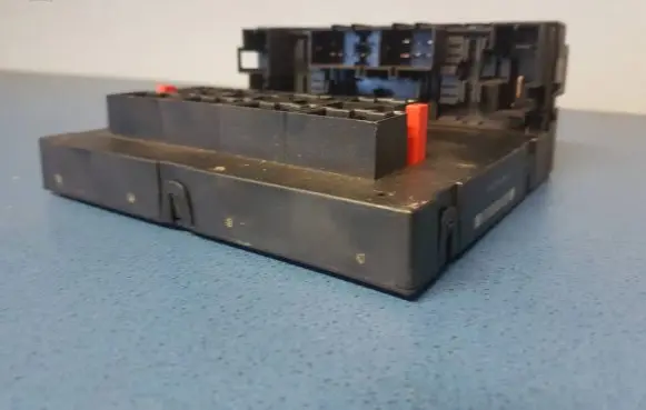 Volkswagen PASSAT B6 Comfort/convenience module 3C0937049AH 28093191 H54S2202
