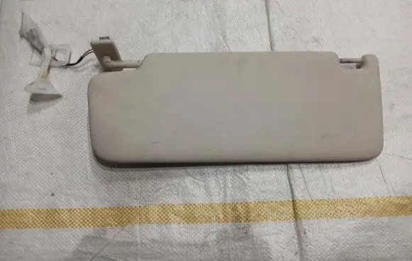 Volkswagen PASSAT B8 Sun visor
