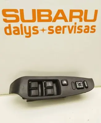 Subaru Legacy Electric window control switch 83071AE020 0290