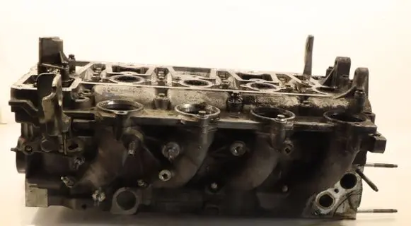 Citroen C4 I Picasso Engine head 9688418110