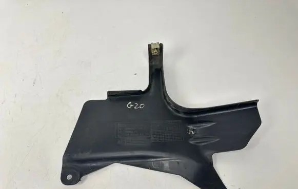 BMW 3 G20 G21 Front underbody cover/under tray 7340880