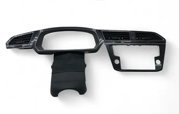 Dashboard glove box trim