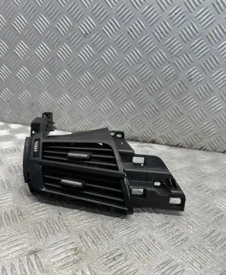 BMW X6 F16 Dashboard side air vent grill/cover trim 927051610