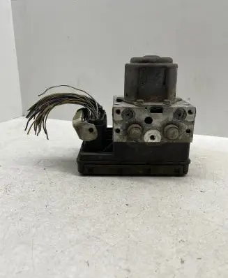 Toyota Avensis Verso ABS Pump 8954144050 4451044050 FAK1220318