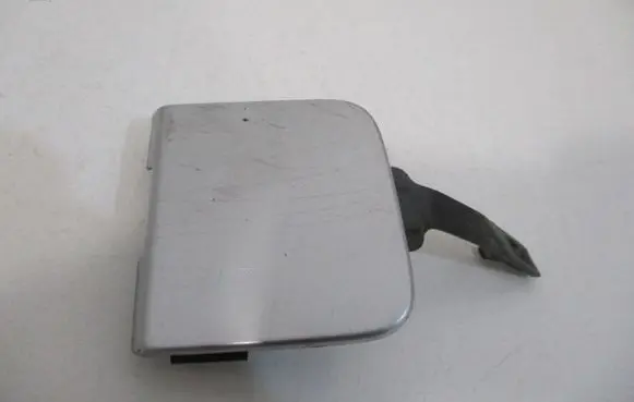 Rear bumper row hook cap/cover