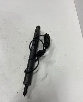 Audi A6 S6 C5 4B Fuel injector 0059130202E 0432133