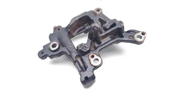 Toyota RAV 4 (XA40) A/C compressor mount bracket 
