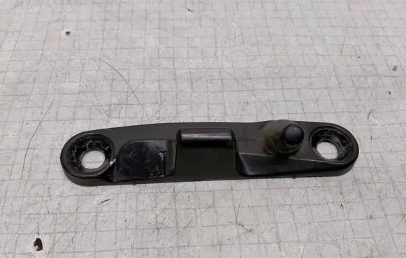 Volkswagen Transporter - Caravelle T5 Sliding door lock loop/hook striker 7H0843841B