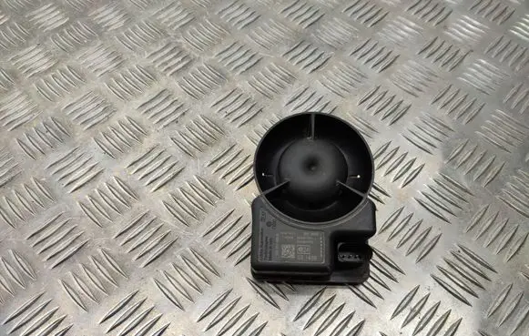 Volkswagen PASSAT B6 Horn signal 1K8951605B