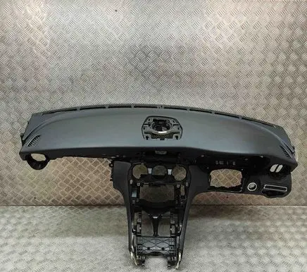 Mercedes-Benz C W205 Dashboard A2056801387