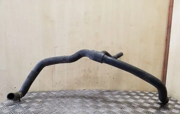 Volkswagen Transporter - Caravelle T4 Engine coolant pipe/hose 074121101H