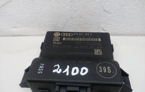 Audi A4 S4 B8 8K Gateway control module 8T0907468H