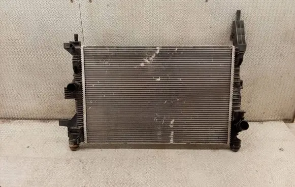 Coolant radiator