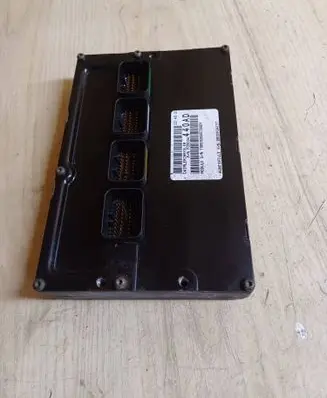 Chrysler PT Cruiser Engine control unit/module P05034440AD 8BG0P34F37 T8BEH260578QDY