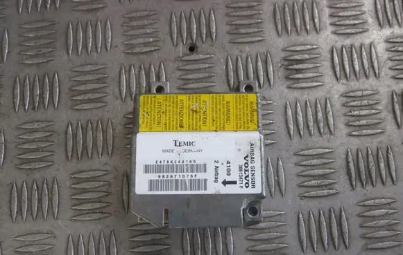 Volvo S40, V40 Airbag control unit/module 30613471F