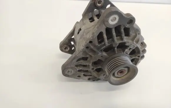 Seat Ibiza III (6L) Generator/alternator 03D903025H SG8B026 2542747F