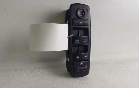 Ram 1500 Electric window control switch 10123672 68262252AC