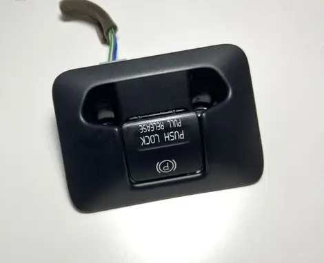 Volvo S80 Hand parking brake switch 31334637