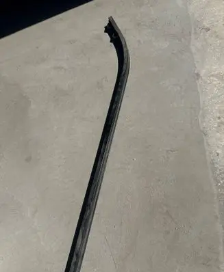Renault Master III Sliding door bottom rail 745900004R