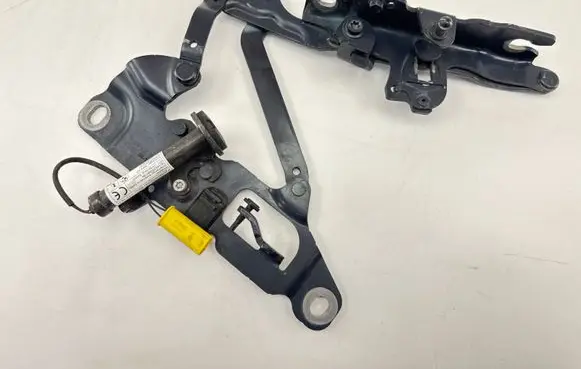BMW 5 F10 F11 Engine bonnet/hood hinges 7249887