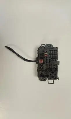Buick Encore I Fuse module 826216 42704382