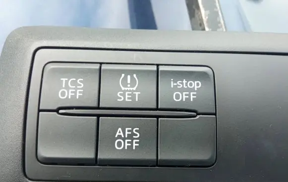 Mazda CX-5 Central console control unit KE7866170