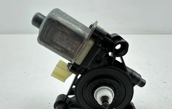 Audi A3 8Y Rear door window regulator motor 5Q0959802