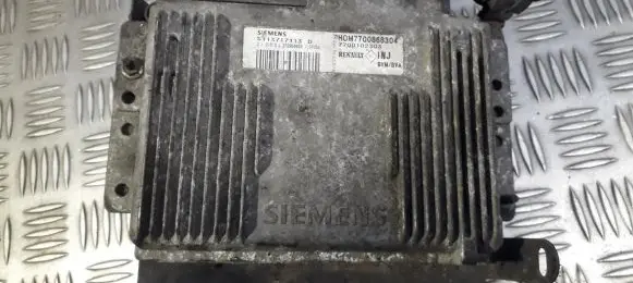 Renault Scenic I Engine control unit/module 7700102303 S113717113D