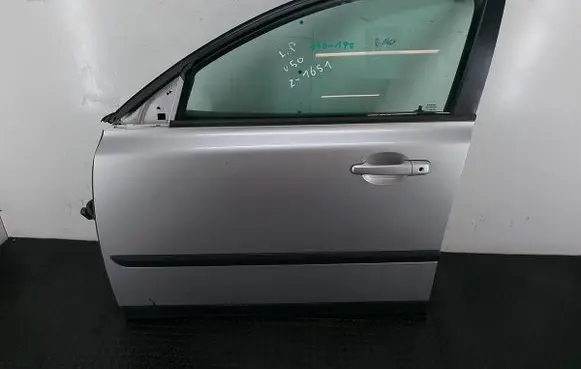 Volvo V50 Front door