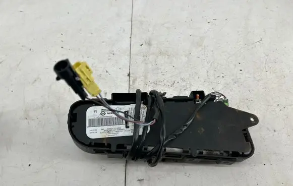 Nissan Pathfinder R51 Seat airbag 6009384 ARJD08X160006