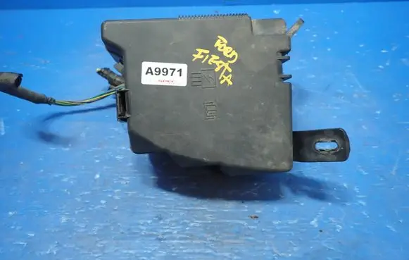 Ford Fiesta Fuse box set 8V51-14B144-BA 14B144