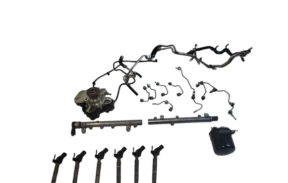 Mercedes-Benz CLS C218 X218 Fuel injection system set 0445116026 0445010244 A6420701201