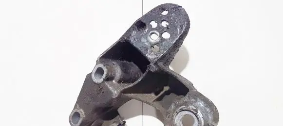 Audi A4 S4 B5 8D Engine mounting bracket 4b0199351b