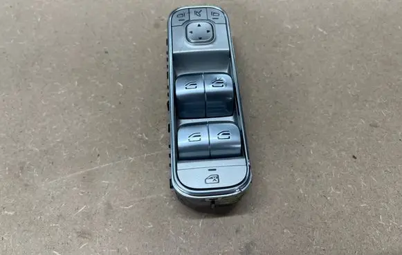 Mercedes-Benz GLE W167 Electric window control switch A1679059903 00000201 R1B123461