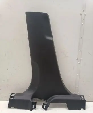 (B) pillar trim (bottom)