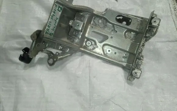 Toyota Yaris Other engine bay part
