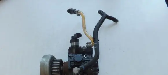 Audi A6 S6 C6 4F Fuel injection high pressure pump 059130755 0445010154