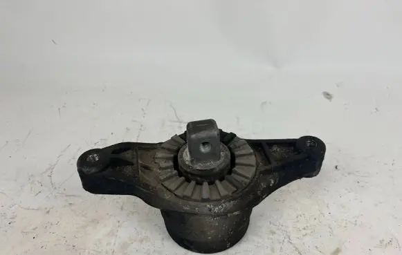 Maserati Levante Engine mount bracket 06700036280