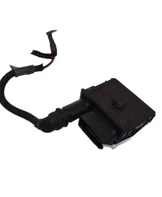 BMW 5 E60 E61 Glow plug pre-heat relay 779800003 052210102