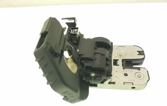 Audi A1 Tailgate/trunk/boot lock/catch/latch 8K9827505A