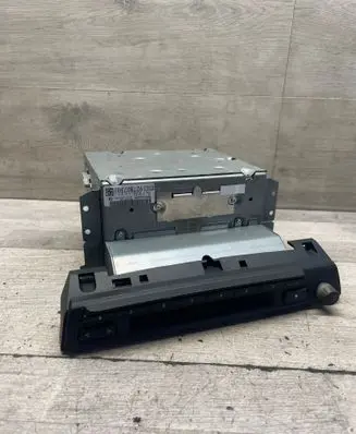 Navigation unit CD/DVD player